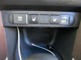 運転席&助手席にシートヒータ装備していますUSBコネクタ装備しています