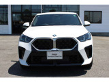 BMWでは人間工学に基づき、長時間運転しても疲れにくいシートに設計しております。