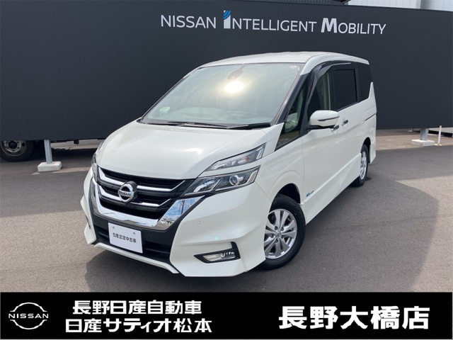 セレナ 2.0 ハイウェイスター 4WD 