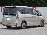 セレナ 2.0 ハイウェイスター V 