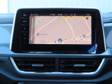 ディスカバーメディア搭載。「VW Connect」というeSIMが内蔵された画期的なシステムです。地図データなど自動で情報を更新することができるのが大きな魅力。なお、CD/DVD・TVは廃止されてます