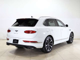 ベンテイガ  V8 4WD