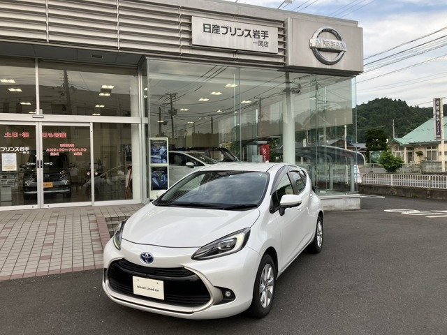 アクア  1.5 Z E-Four 4WD