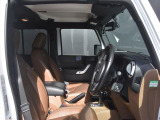 ラングラー アンリミテッド サハラ 4WD 本革シート