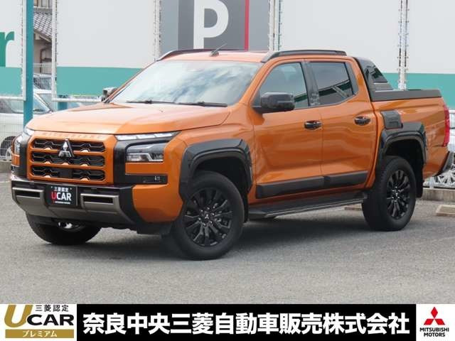 トライトン 2.4 GSR ディーゼル 4WD 