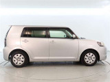 ワイド&ローのスタイルで走行安定性もばっちりです。運転しやすくロングドライブも安心です。