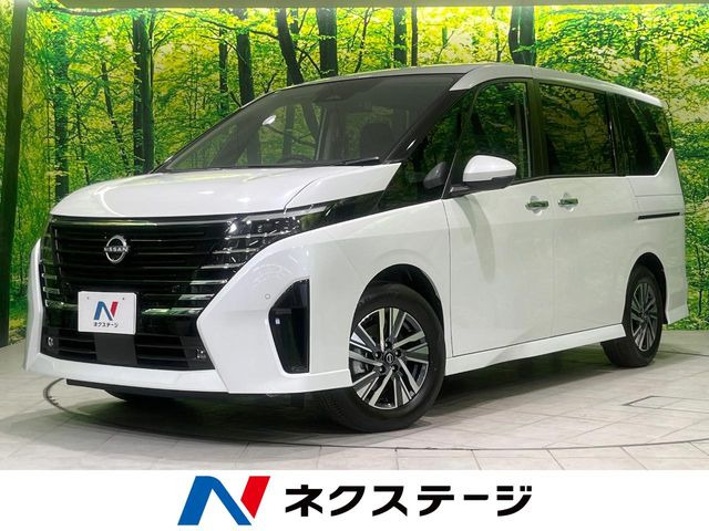 セレナ 1.4 e-POWER ハイウェイスター V 