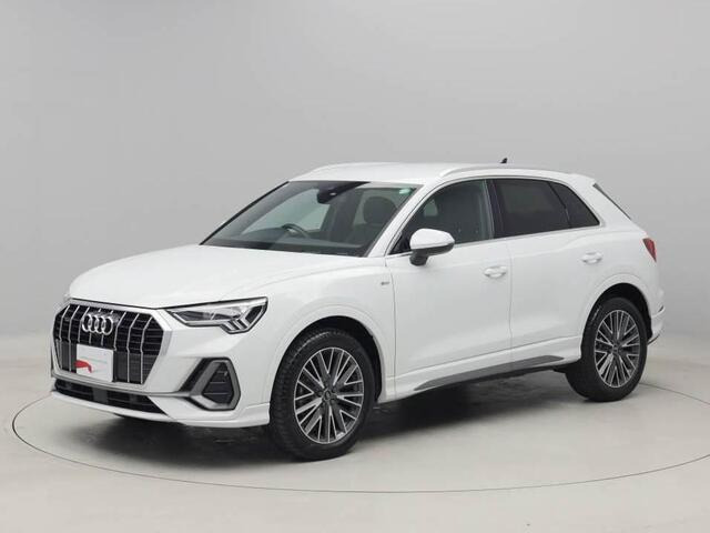 Q3  35 TDI クワトロ Sライン ディーゼルターボ 4WD