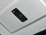 「SOSコール」が付いています。交通事故や急病などの緊急時に、専門のオペーレーターが消防司令センターや警察に迅速に連絡し、緊急車両の手配をサポートします。