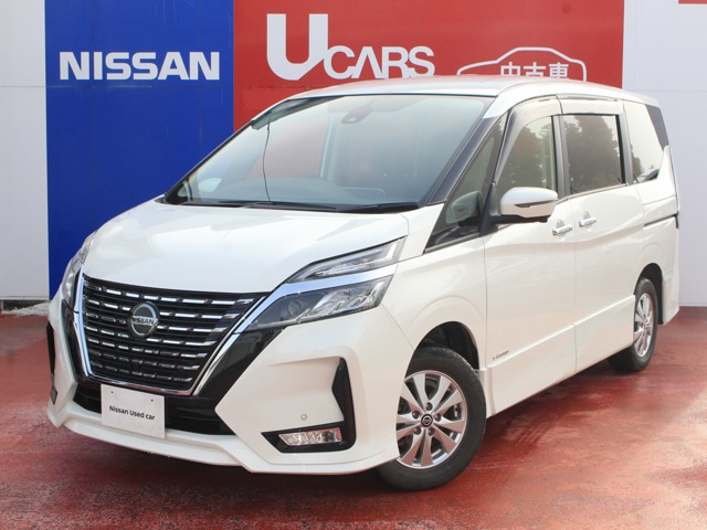 セレナ 2.0 ハイウェイスター V 4WD 