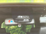【トヨタセーフティセンス】走行中に前方の車両等を認識し、衝突しそうな時は警報とブレーキで衝突回避と被害軽減をアシスト。より安全にドライブをお楽しみいただけます。