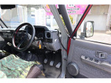 ドレスアップした車の後付部品などですが中古の為、全て現状でお渡しします。保証はありません。気になるものは動作確認しますので事前に聞いて下さい。