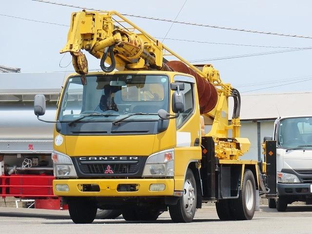 キャンター  穴掘建柱車