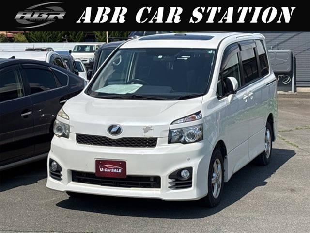 ヴォクシー2.0 ZS 4WD
