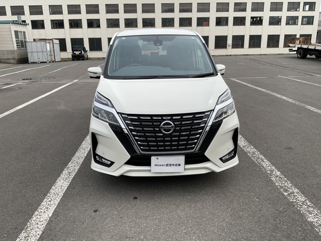 セレナ 2.0 ハイウェイスター V 4WD 