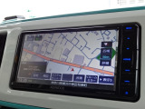 お車選びをお楽しみ頂けるよう、在庫車の展示スペースを十分に確保しております。