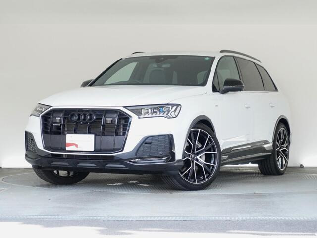 Q7 ブラックスタイル プラス ディーゼル 4WD 