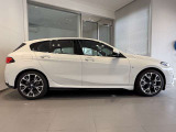 BMWでは重量配分にもこだわりがあり、FRモデルでは50:50とFFモデルでも60:40と前後の重量バランスにこだわり、軽快なハンドリングを実現しております。
