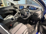運転中の操作も簡単ステアリングリモコン付。