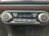 夏場必須のカーエアコン付!フィルター交換は定期的に♪