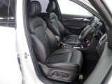 RS Q3 2.5 4WD 本革シート