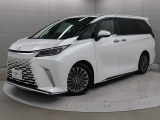 レクサスブランドの高級MPV「LM500hエグゼクティブ」。LMという車名は「ラグジュアリームーバー」を意味しています。