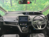 セレナ 1.2 e-POWER ハイウェイスター V 