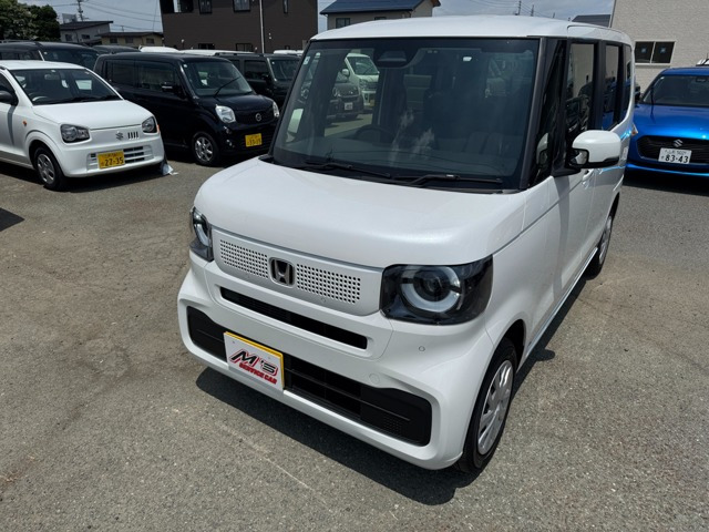 N-BOX ベースグレード 4WD クルコン オートライト TYPE-C充電