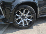 LX 570 ブラック シークエンス 4WD 