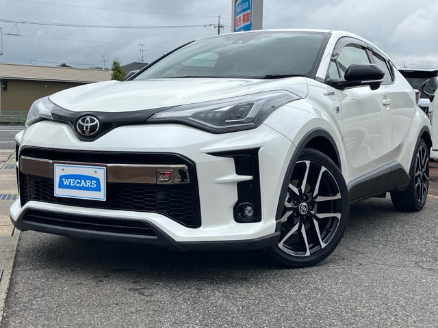C-HR ハイブリッド 1.8 S GR スポーツ 