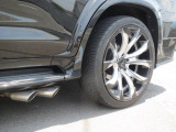 LX 570 ブラック シークエンス 4WD 