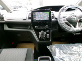 セレナ 1.2 e-POWER ハイウェイスター V 