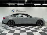 BMWを熟知したメカニックによる100項目の点検・整備を行います。不具合箇所、交換時期に達している部品に関しましては、全て当社負担で交換してからのご納車となります。