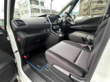 みなさまのお車選びのお手伝いをさせてください!スタッフ一同心よりご来店、お問い合わせをお待ちしております!