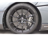 225/35ZR19 ブレーキキャリパー:ポリッシュ