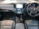 クラウンアスリート ハイブリッド 2.5 S Four 4WD 