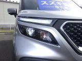 ヘッドライト&フォグランプはLEDバルブです。