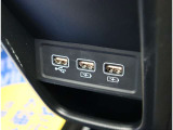 リバーサイドでは、全車試乗可能ですので各お客様、ご納得行くまでご検討中のお車とのフィーリングを確認できます。