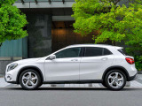 【レ-ダ-セ-フティパッケ-ジ ¥201,000-】ブラインドスポットアシストモニタ-機能/ディスタンスパイロットディストロニック機能/レ-ンキ-ピングアシスト機能/PRE-SAFE機能/ドライブレコ-ダ-/他