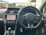 広々とした車内空間です。
