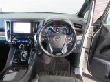 アルファード ハイブリッド 2.5 S タイプゴールド E-Four 4WD 