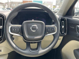 XC40  4WD 本革シート