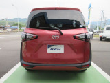 バックガイドモニターで、後方を確認しながら安心して駐車することができます。運転初心者も熟練者も必須の機能ですよ!