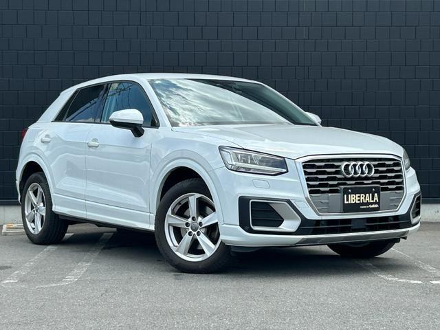 Q2 30 TFSI スポーツ 修復歴無し