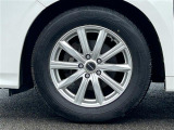 気になる車はすぐにお問い合わせください!画面右側の0066から始まる無料ダイヤルからお問い合わせ下さい!専門スタッフがお車のご質問にお答えいたします!