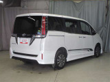 エスクァイア 2.0 Gi 4WD 