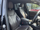 内装クリーニングも施しております。内装の綺麗なお車は気持ちが良くオススメさせていただく1つのポイントになっております。