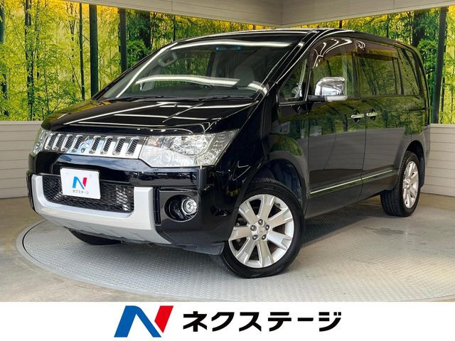 デリカD:5 2.2 D プレミアム 4WD 