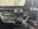 気になる車はすぐにお問い合わせください!画面右側の0066から始まる無料ダイヤルからお問い合わせ下さい!専門スタッフがお車のご質問にお答えいたします!