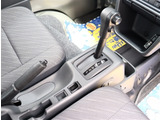 【車屋】として、長く車業界に従事した経験豊富なスタッフが多数在籍しております。